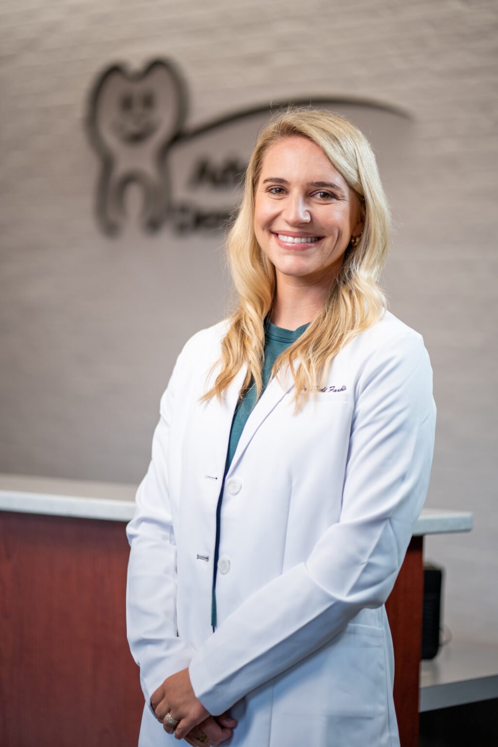 Portrait of Dr Kadi Fauble